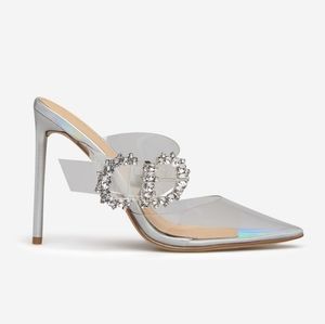 #NWT- CLEAR /SILVER SIZE 7.5 STILETTO HEELPOINTED TOE BUCKLE DETAIL